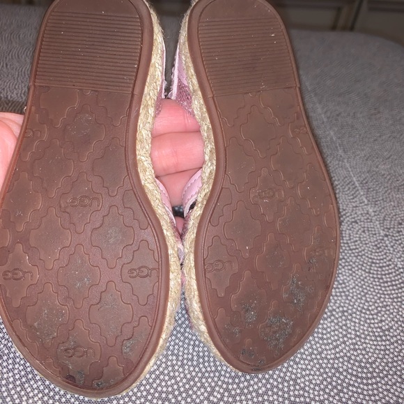 UGG Sandals for toddler girl size 7T - Picture 4 of 9